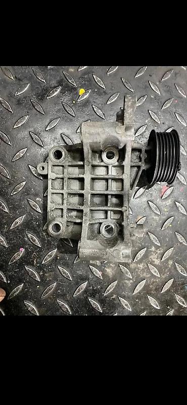 map senzor cena: AUDI Q5 DELOVI NOSAC ALTERNATORA I ROLERA S | Audi q5 2.0 i 3.0 tdi — 2