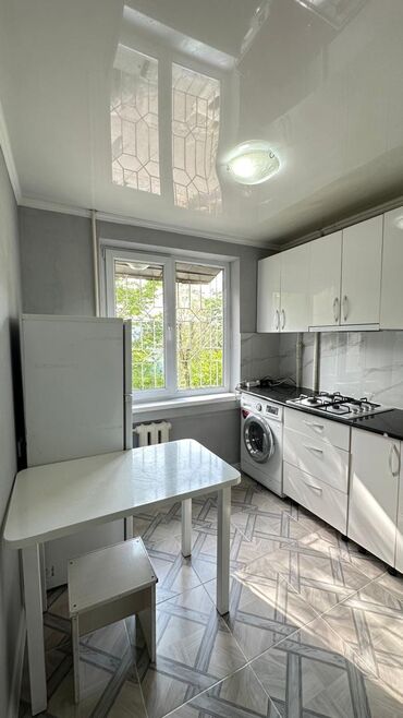 купить участок под бизнес в бишкеке: 3 комнаты, 58 м², 104 серия, 2 этаж, Евроремонт