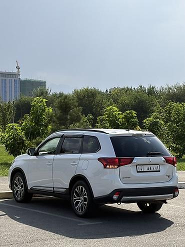 митсубиси аутлендр: Mitsubishi Outlander: 2016 г., 2.4 л, Вариатор, Бензин, Кроссовер — 7