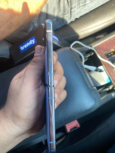 z flip 6 ekran: Samsung Galaxy Z Flip 4, 256 GB, rəng - Bənövşəyi, Barmaq izi — 8