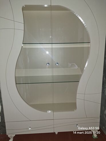 Qonaq otağı dəstləri: İşlənmiş, Servant, Azərbaycan