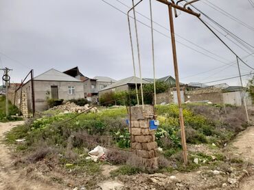 Həyət evləri və villaların satışı: Hökməli 3 otaqlı, 100 kv. m, Orta təmir