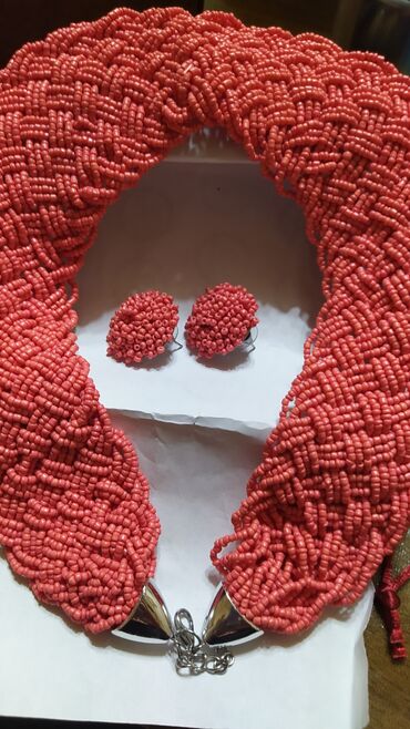 Наборы украшений: Ожерелье из бисера и серьги гвоздики,ручная работа,шикарно смотрится и — 2
