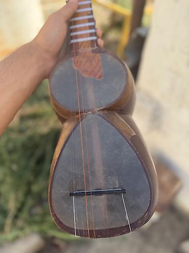 tar: Tar – milli simli musiqi aləti - Korpus: iki hissəli armud formalı — 6