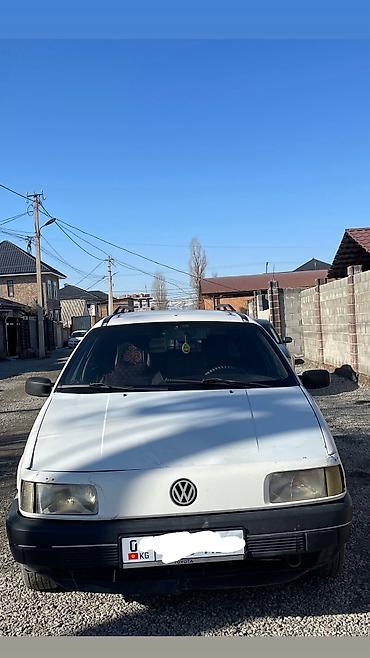 Volkswagen Passat Variant: 1989 г., 1.8 л, Механика, Бензин, Универсал