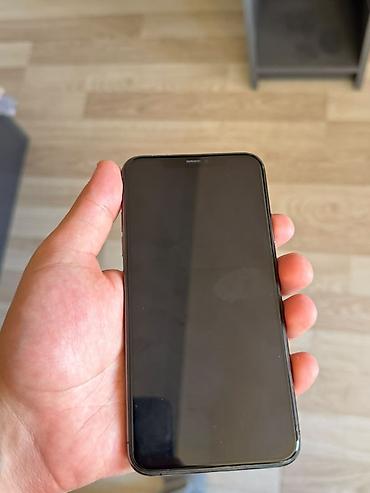 iphone qusar: IPhone 11 Pro Max — 3