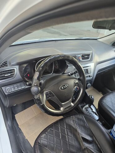 авто в рассрочку без банка без первоначального взноса в бишкеке: Kia Rio: 2016 г., 1.6 л, Автоматтык, Бензин, Седан