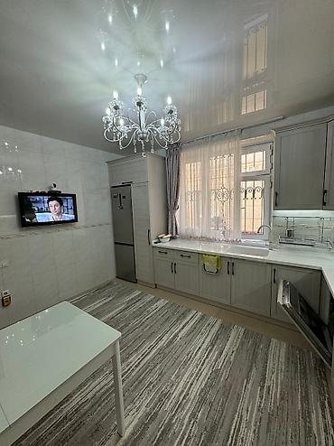 Продажа коттеджей и домов: Продается дом 350 кВ.м 4 сотки7 и более комнат 2 этаж мансарда : 3 — 17