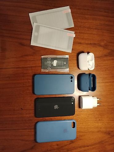 iphone airpods: IPhone SE 2020, 128 GB, Qara, Barmaq izi, Face ID — 1