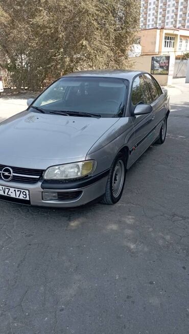 Opel: Opel Omega: 2 l | 1995 il | 391800 km Sedan