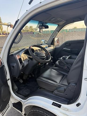 range rover 2025: Kia BONGO: 2019 г., 2.5 л, Механика, Дизель, Пикап — 7