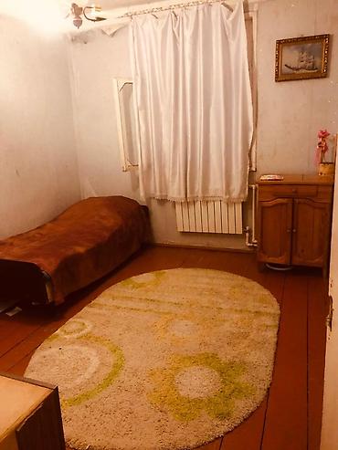 sumqayıt 10 cu mikrorayon: Sumqayıtda, 18-ci mikrorayonda 4 otaqlı mənzil satılır! ​Otaq sayı: 4 — 2