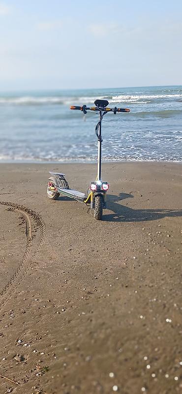 Электротранспорт: Güclü elektrik skuter - İki iri ön LED proyektor farası və əlavə ağ — 4