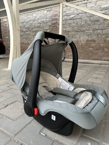 шапочки карнавальные цыплята: Автокресло, цвет - Зеленый, Новый