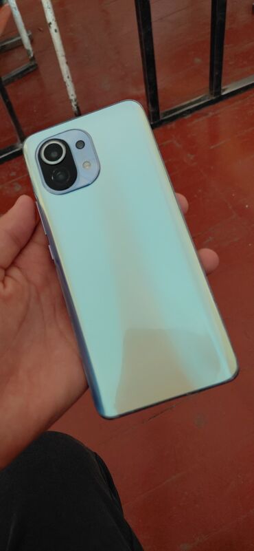 Мобильные телефоны: Xiaomi, Mi 11, Б/у, 256 ГБ, цвет - Белый, 2 SIM, eSIM
