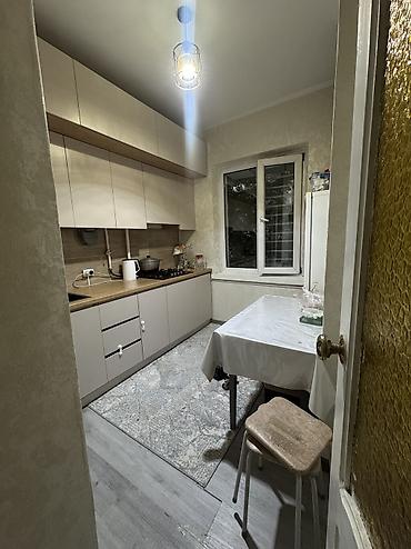 квартиа: 2 комнаты, 48 м², Аламедин-1 мкр 105 серия, 3 этаж, Старый ремонт — 3