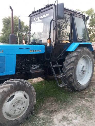 Тракторы МТЗ (Беларус): Продается МТЗ 82, полностью рабочий, новая передняя резина, задняя — 4