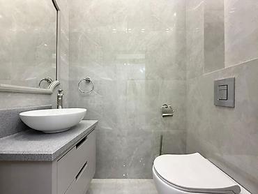 boulevard: For rent designer 2 bedroom apartment in the golden square. 94 — 5