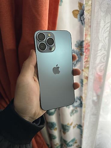 Apple iPhone: IPhone 13 Pro Max, Б/у, 256 ГБ, Sierra Blue, Защитное стекло, Чехол, Кабель, 77 % — 2