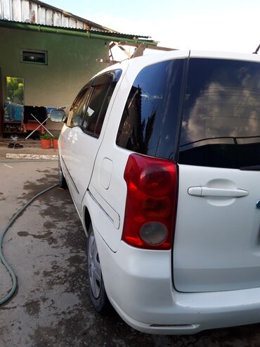 Toyota: Toyota Raum: 2003 г., 1.5 л, Автомат, Бензин, Хэтчбэк — 16