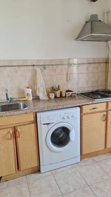 Uzunmüddətli kirayə mənzillər: Nizami rayonu, Xalqlar Dostluğu metrosu, Qarayev prospektində, 9 — 7