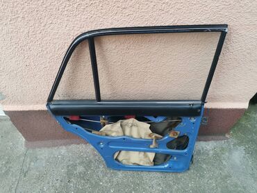 Auto delovi: Vrata zadnja leva Lada 2107 Riva,2105 u plavoj boji ZL1 . Vrata su — 8