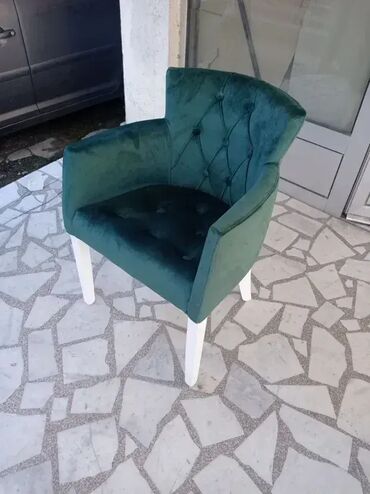 4m namestaj ugaone garniture: FoteljicaNasuponudumozetevidetinatrpezarijskinamestajns.rs|x|x|x|xFote