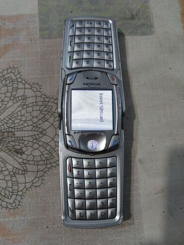 Nokia: Nokia 6820 – jedinstveni preklopno‑klizni telefon sa kompletnom QWERTY — 9