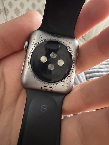 Apple Watch: Apple Watch Series е2, 42 мм - Корпус: алюминий Space Gray - Задняя — 2
