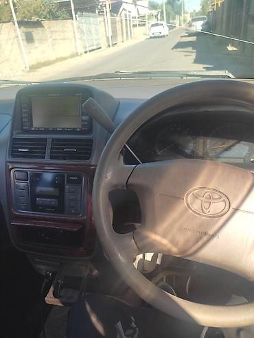 e klass: Toyota Gaia: 2002 г., 2 л, Автомат, Бензин, Минивэн — 4