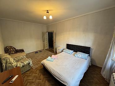 Продажа квартир: 1 комната, 34 м², ул. Московская / Уметалиева 105 серия, 2 этаж, Косметический ремонт — 4