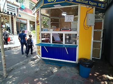 Un məmulatları: Təcrübəli xəmirçi tələb olunur. “Zolotoy Çeburek” küçə köşkü – isti un — 5