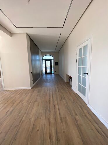 Продажа домов: Дом, 300 м², 6 комнат, Агентство недвижимости, Дизайнерский ремонт — 11