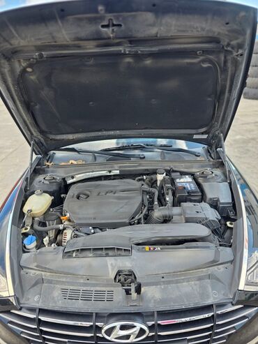 Hyundai: Hyundai Sonata: 2019 г., 2 л, Автомат, Газ, Седан — 16