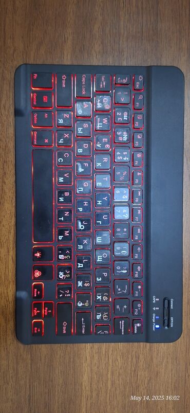 Klaviaturalar: 7 rəngdə Led işıqlı nazik slim klaviatura. Hazır azərbaycan, ingilis — 6