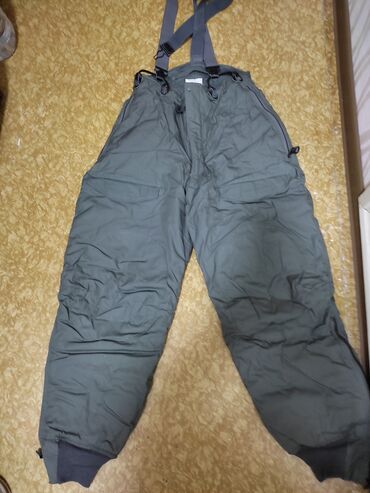 горнолыжный костюм мужской salomon: Мужские лыжные штаны, 2XS (EU 32), Новый, С утеплителем, Вентиляционные клапаны, Внутренние и внешние карманы, Высокая посадка штанов