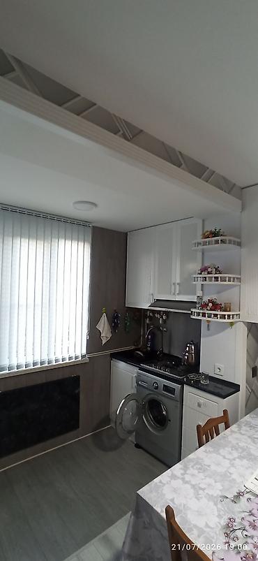 kombi şkafı: Salam. Sumqayit weheri 10 mk 5- mertebeli binanin 3- cu mertebesinde — 1