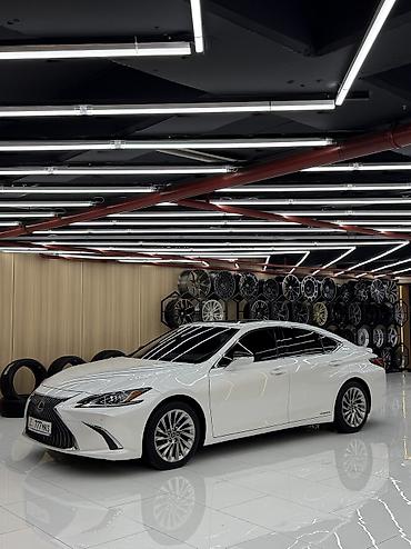 Lexus: Lexus ES: 2019 г., 2.5 л, Вариатор, Гибрид, Седан — 3
