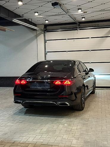 100: Mercedes-Benz E-Class: 2026 г., 2 л, Автомат, Бензин, Седан — 2