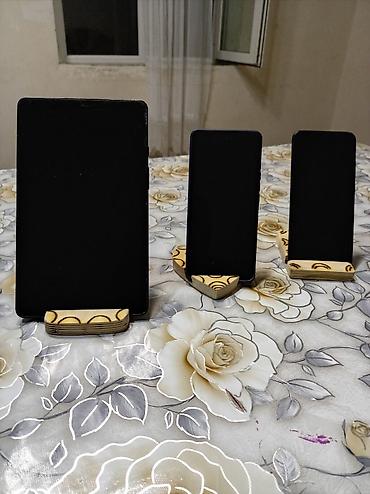 Sifarişlə telefonlar üçün vitrinlər: Taxta — 4