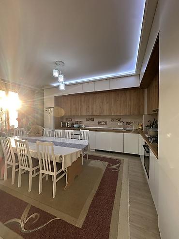 Продажа коттеджей и домов: Срочно продаётся современный дом в стиле хай-тек! 📍 Район Арча-Бешик — 11