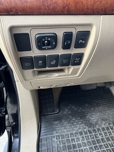 Toyota: Toyota Land Cruiser: 2012 г., 4.6 л, Автомат, Бензин, Внедорожник — 6