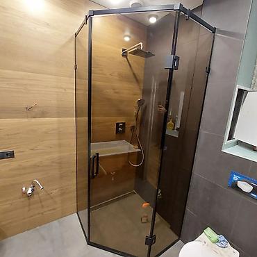 Душевые перегородки и ограждения: Душевые кабины в Бишкеке душевая перегородка стеклянные — 24