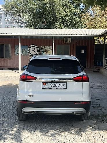 Geely: Geely Atlas Pro: 2025 г., 1.5 л, Автомат, Бензин, Кроссовер — 3