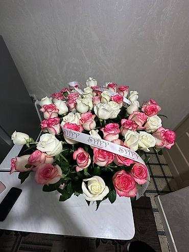 корзина для цветов большая: Авторская цветочная композиция в плетёной корзине - Состав: крупные — 1