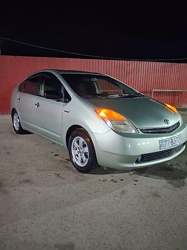 авто базар: Toyota Prius (2-ci nəsil) hibrid hetçbek - Hibrid benzin-elektrik güc — 4