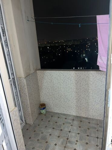 Uzunmüddətli kirayə mənzillər: Xalqlar metrosuna piyada iki dəqiqə yaxınlıqda yeni tikili binanın — 19