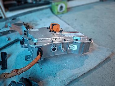 Другие детали электрики авто: Инвертор/зарядный модуль высокого напряжения для — 2