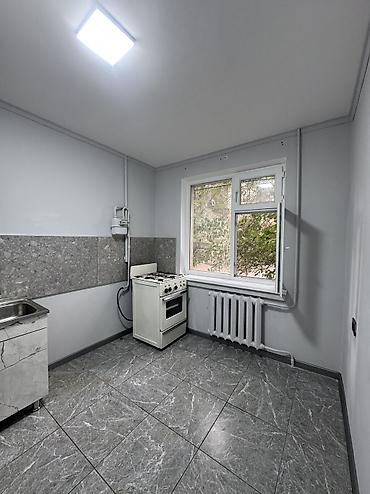 один штук: 1 комната, 30 м², 104 серия, 1 этаж, Косметический ремонт — 3