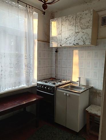 ev lahiyesi: Bakı, Suraxanı, 1 otaqlı, Köhnə tikili, m. Qara Qarayev, 31 kv. m — 3